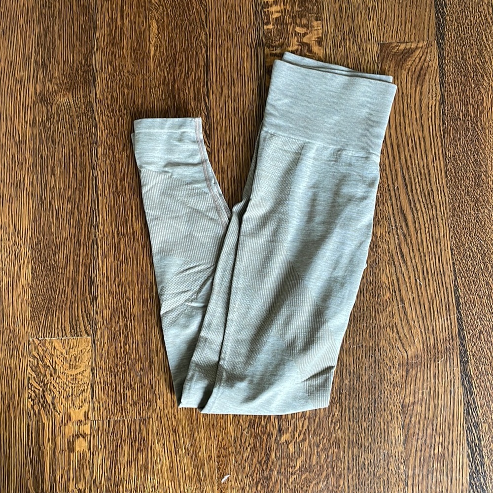 H&M Athletic Set